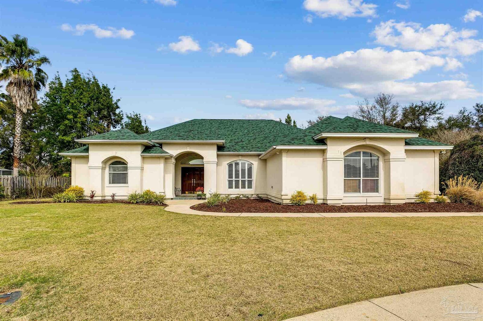 Property Photo: 2562 Sylte Ct FL 32563