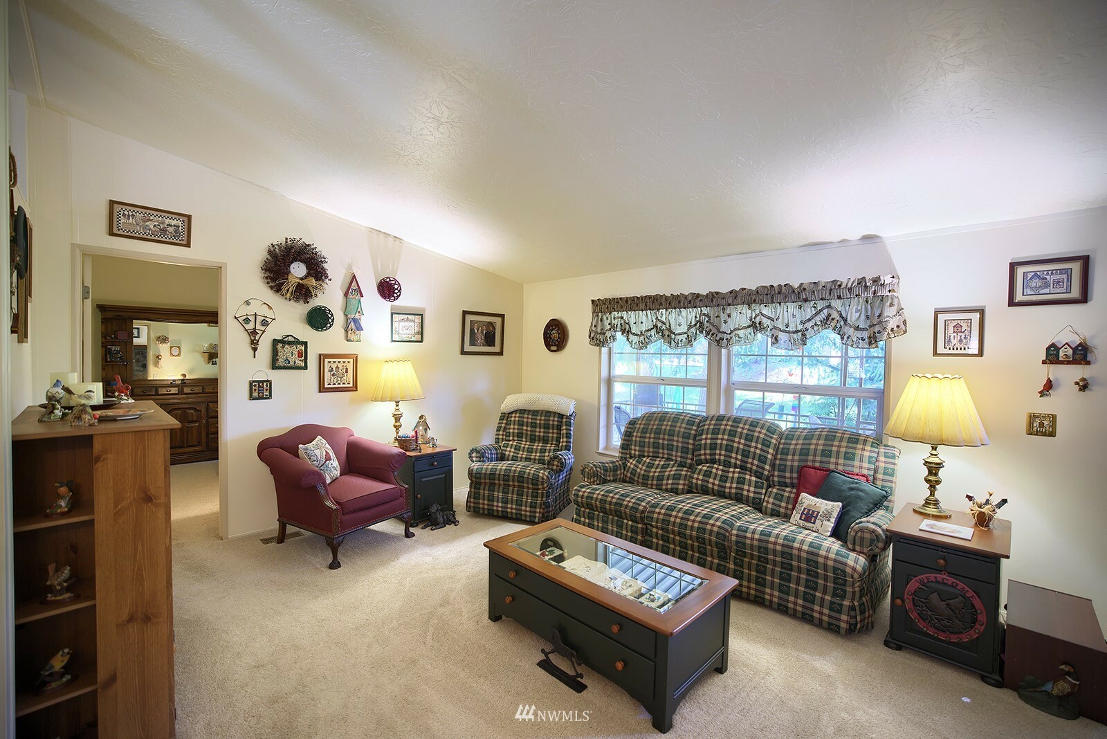 Property Photo:  18425 NE 95th Street 198  WA 98052 