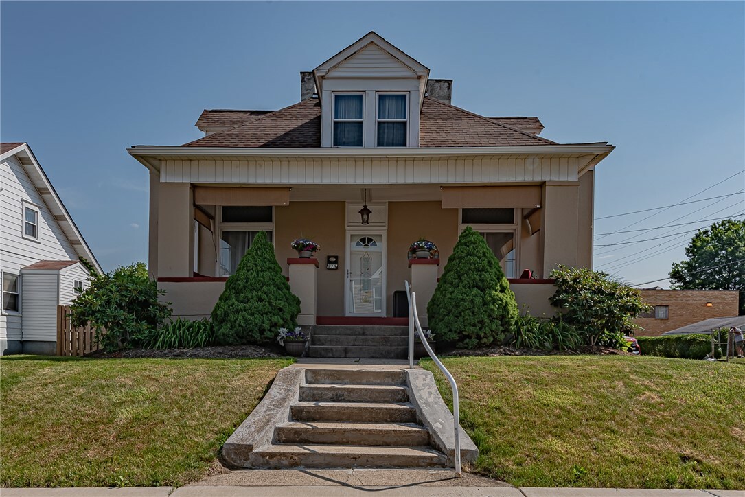 Property Photo: 819 Summit St PA 15132