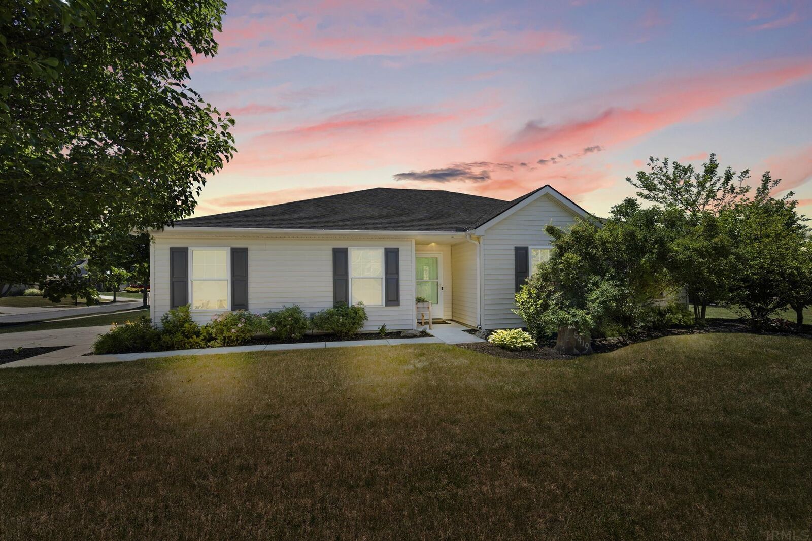 Property Photo: 5410 Keswick Lane IN 46835-4914