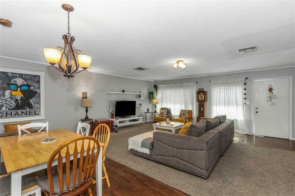 Property Photo:  9222 92nd Street  FL 33777 