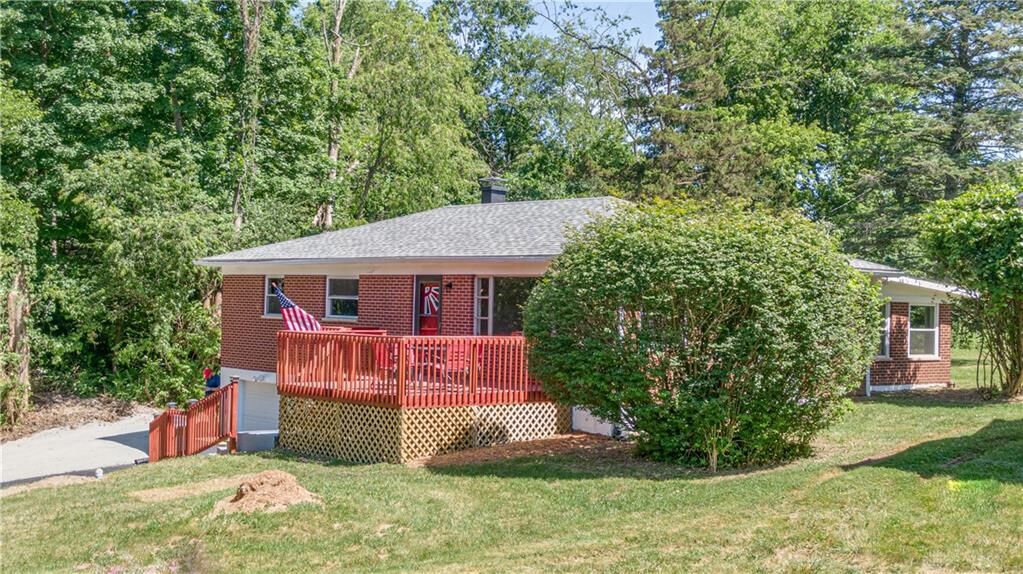 Property Photo: 1601 E Home Road OH 45503
