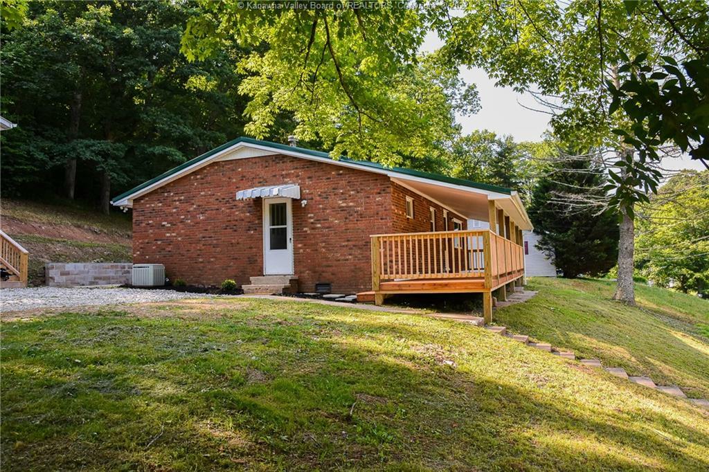 Property Photo:  14 Bay Laurel Drive  WV 25313 
