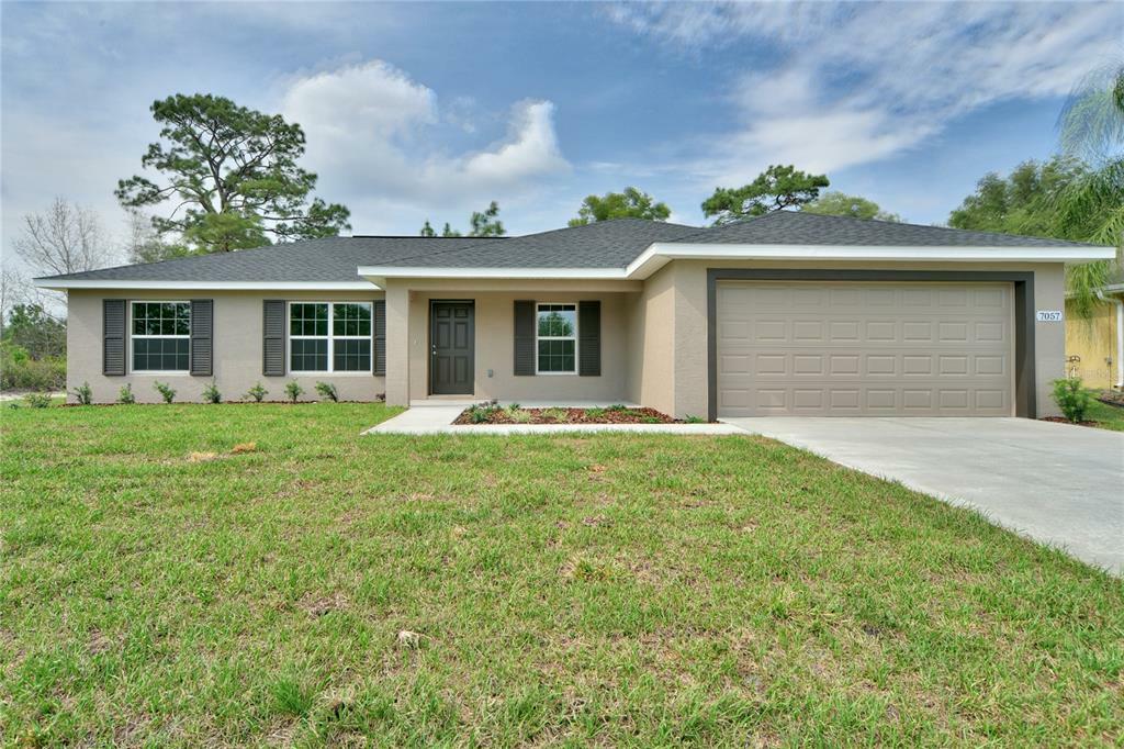 Property Photo:  9369 SE 161st Street  FL 34491 