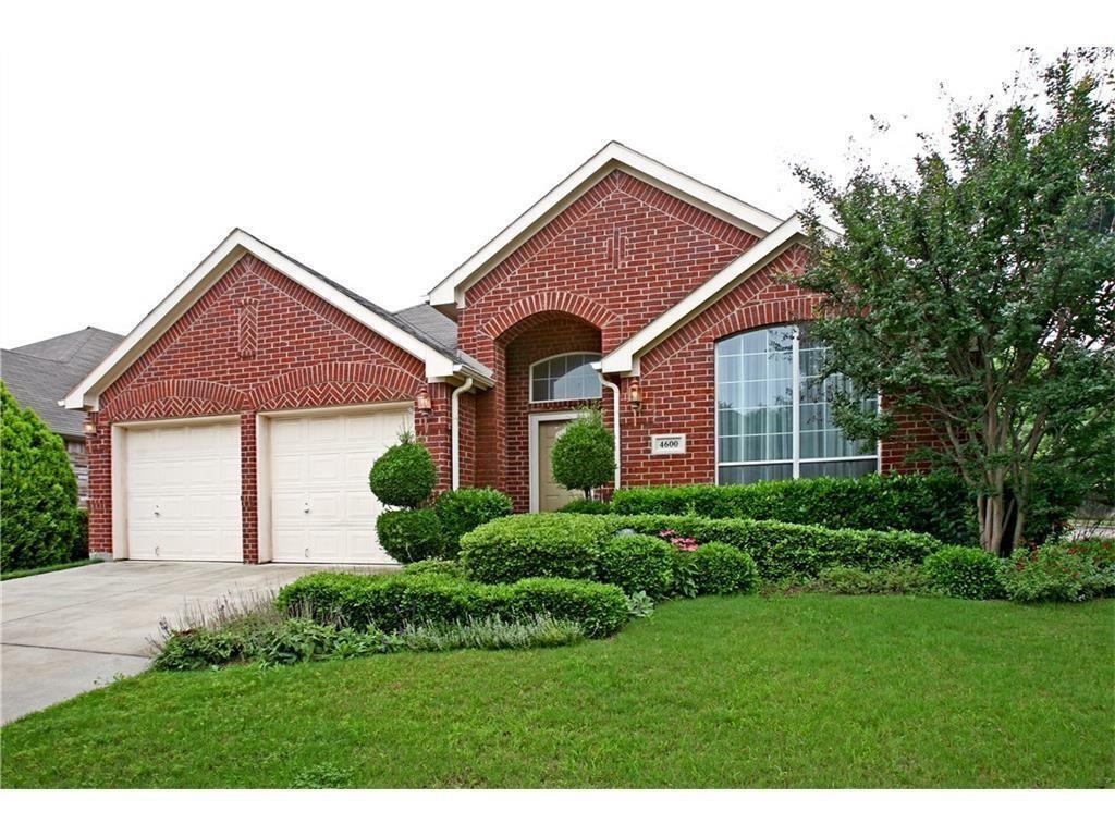 Property Photo: 4600 Marguerite Lane TX 76123