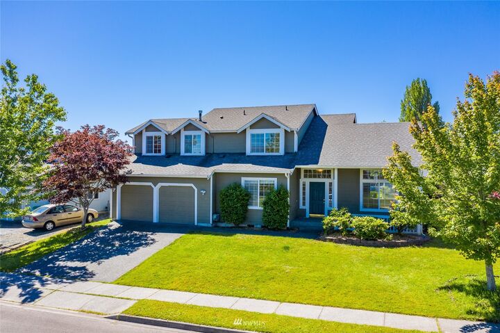 Property Photo: 1907 36th Street WA 98221