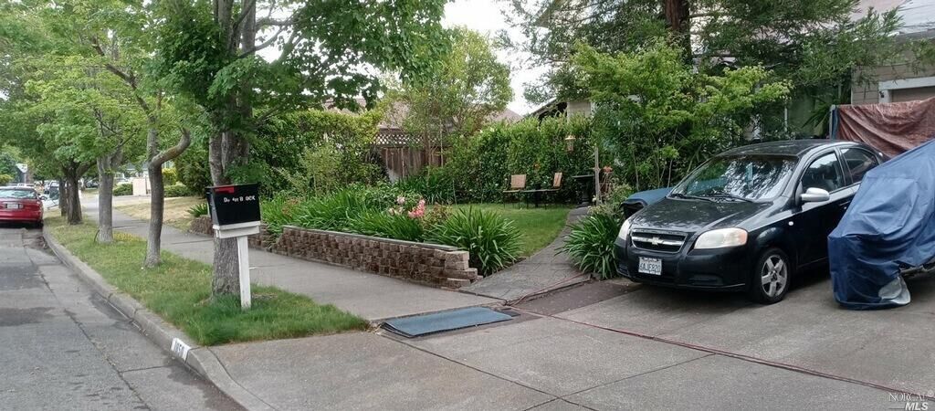 Property Photo:  1850 W 3rd Street  CA 95401 