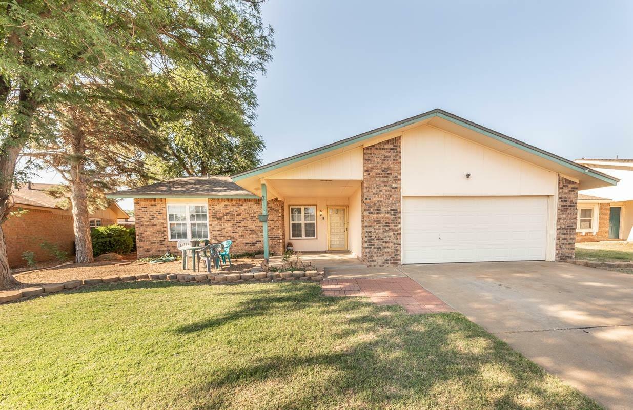 Property Photo:  5705 2nd Place Drive  TX 79416 