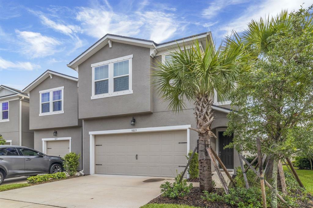 Property Photo:  5823 Grand Sonata Avenue  FL 33558 