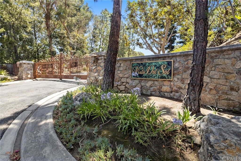 Property Photo: 7584 Vista Del Sol CA 92808