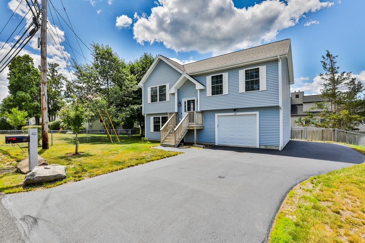 Property Photo:  42 Pine Hill Road  NH 03063 