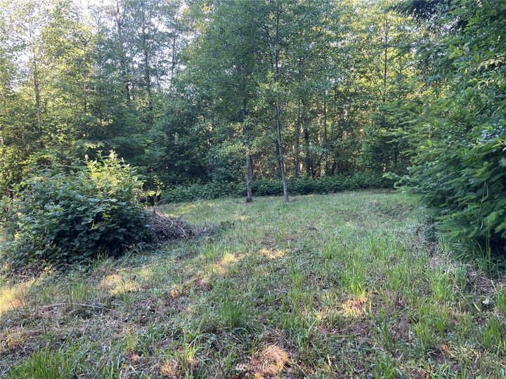 Property Photo:  405  Woodside Drive  WA 98632 