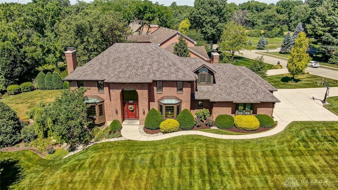 Property Photo:  4625 Walther Circle  OH 45429 