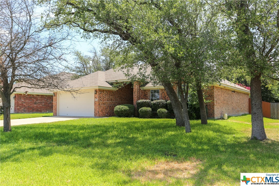 Property Photo:  1915 Merlin Drive  TX 76548 