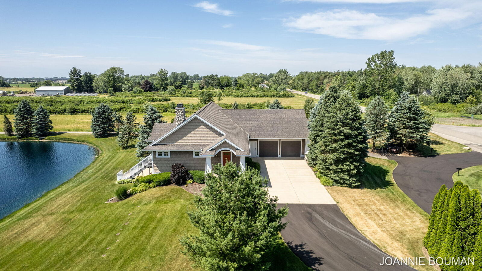 Property Photo:  5605 Wapiti Drive  MI 49423 