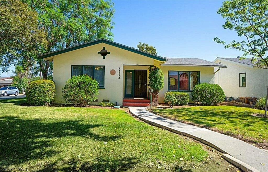 Property Photo:  4693 Merrill Avenue  CA 92506 