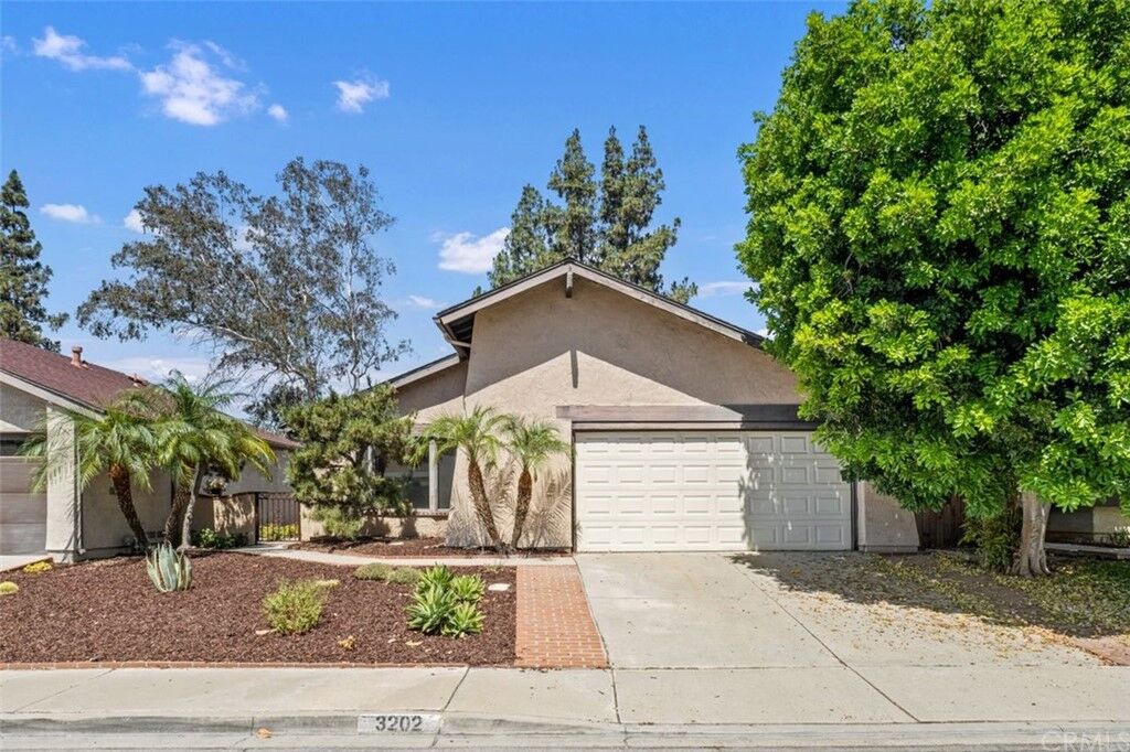 Property Photo:  3202 Hacienda Drive  CA 91010 