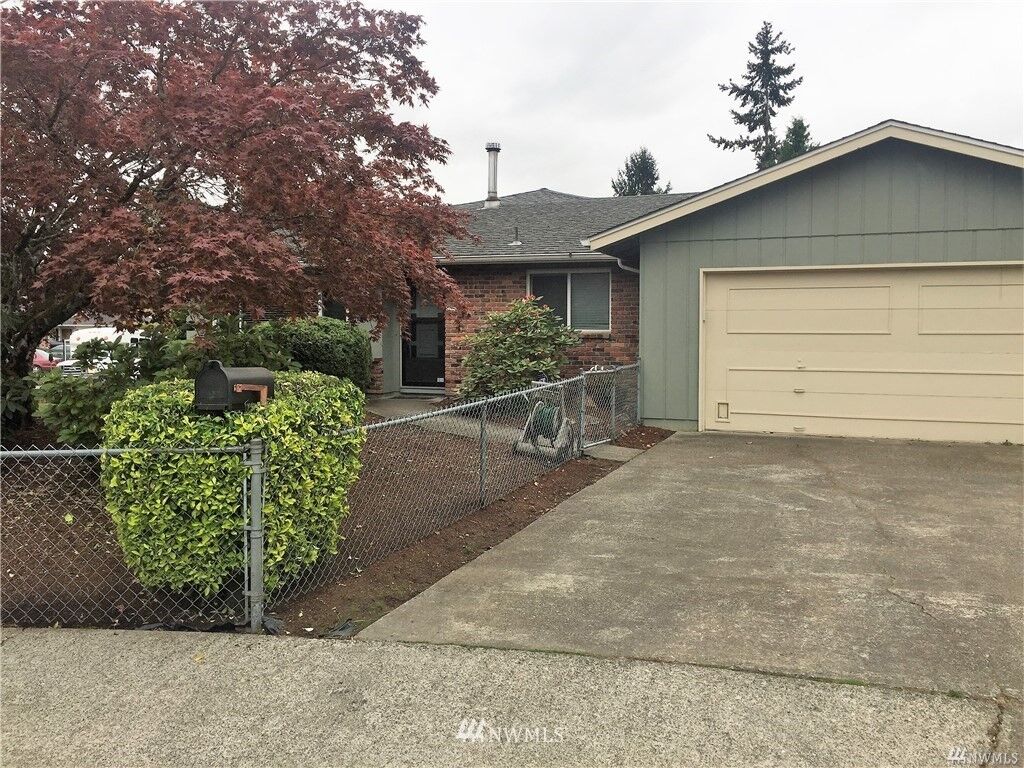 Property Photo:  17017 130th Avenue SE  WA 98058 
