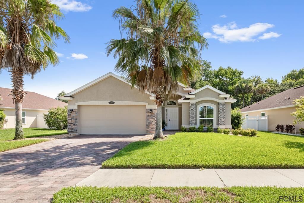 Property Photo:  39 Auberry Drive  FL 32137 