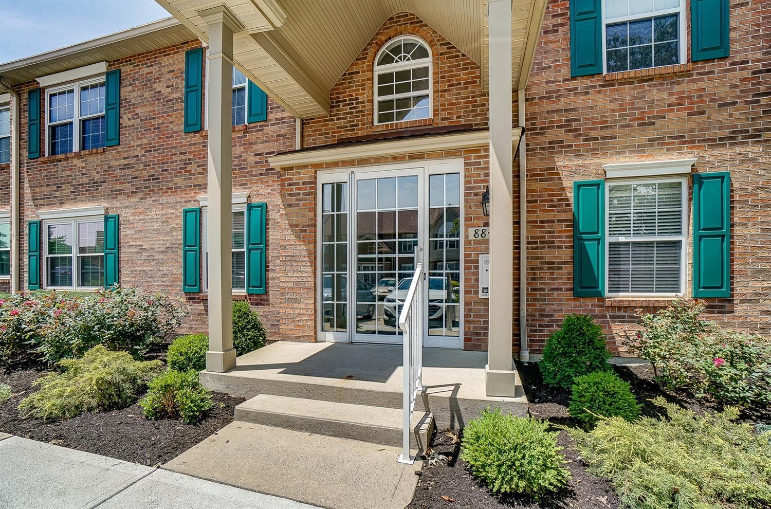 Property Photo: 8840 Carrousel Park Cir 32 OH 45251