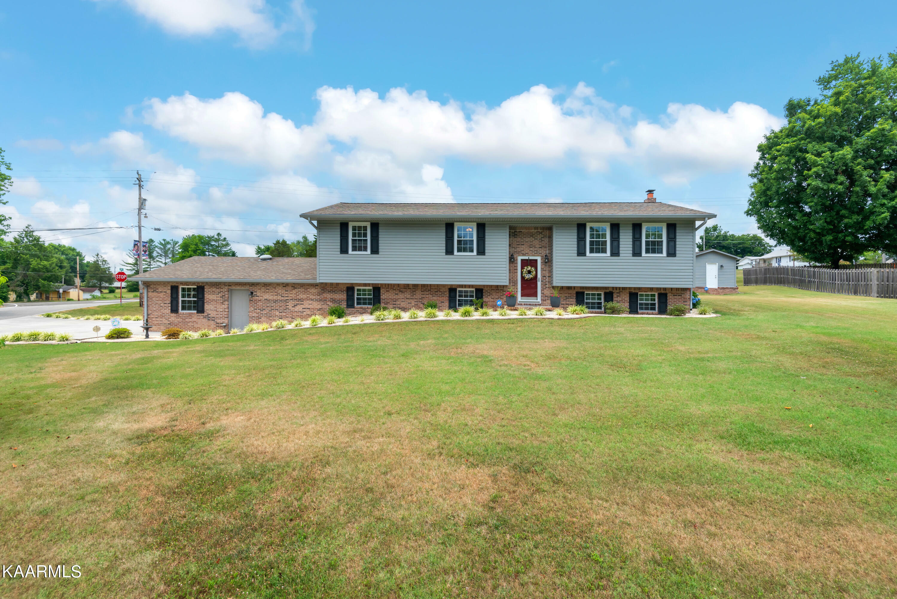 Property Photo:  2071 Cedar Lane  TN 37763 