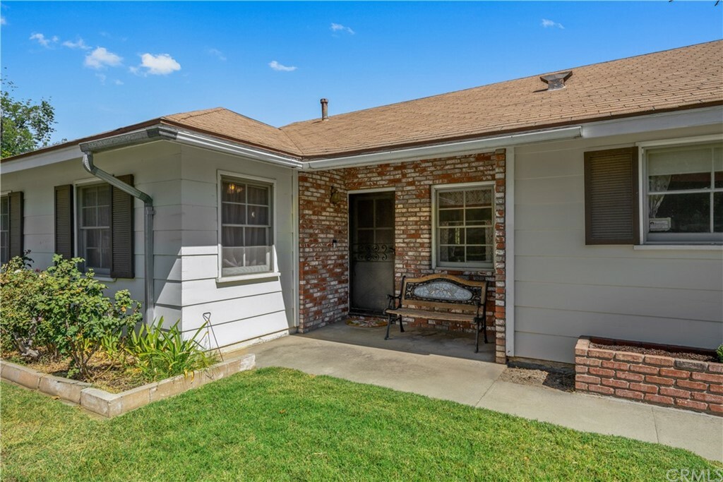 Property Photo:  6675 Lassen Court  CA 92506 