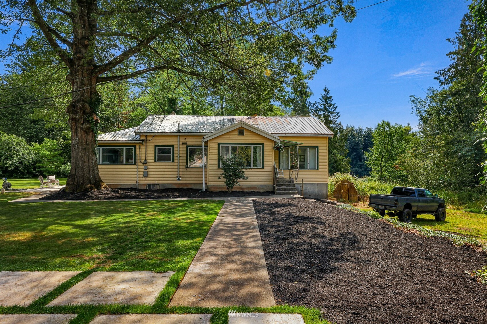 Property Photo:  724 Trails End Road  WA 98264 