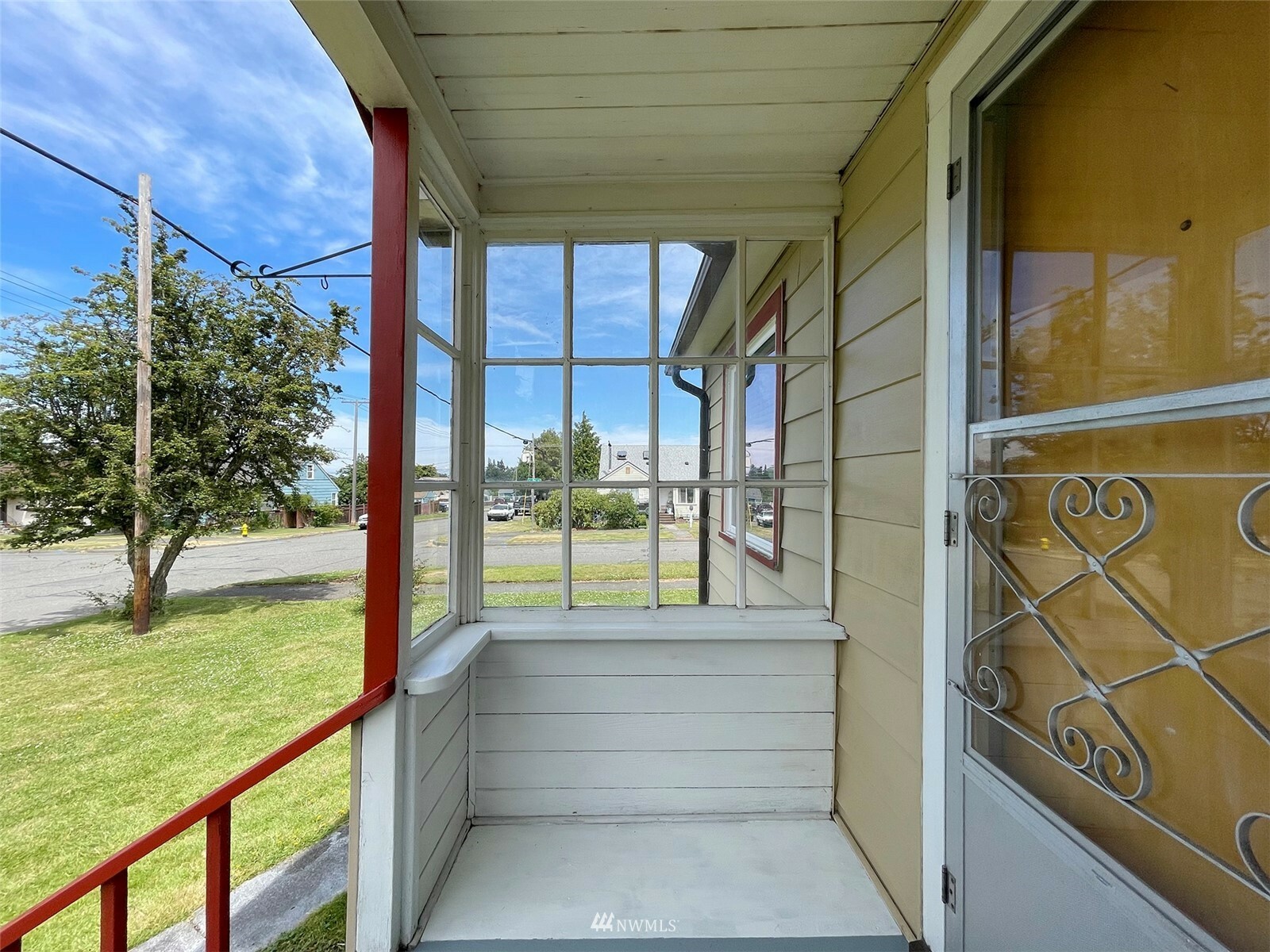 Property Photo:  903 S Albert Street  WA 98362 