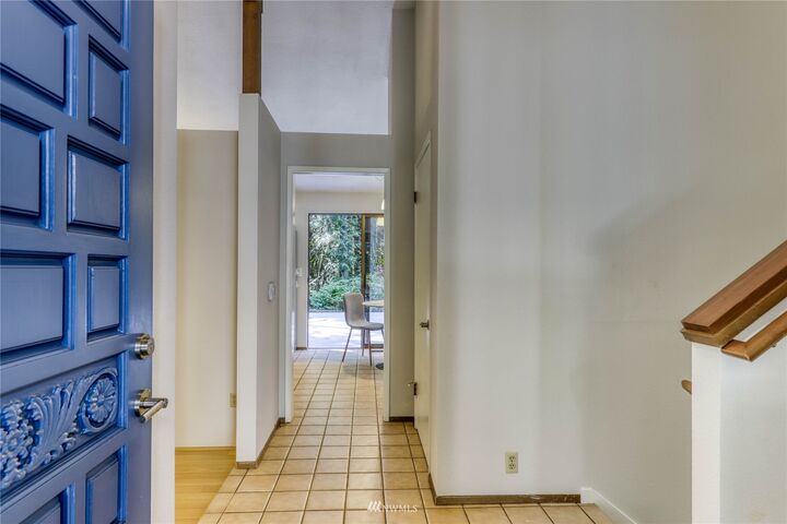 Property Photo: 6601 NE Baker Hill Road WA 98110