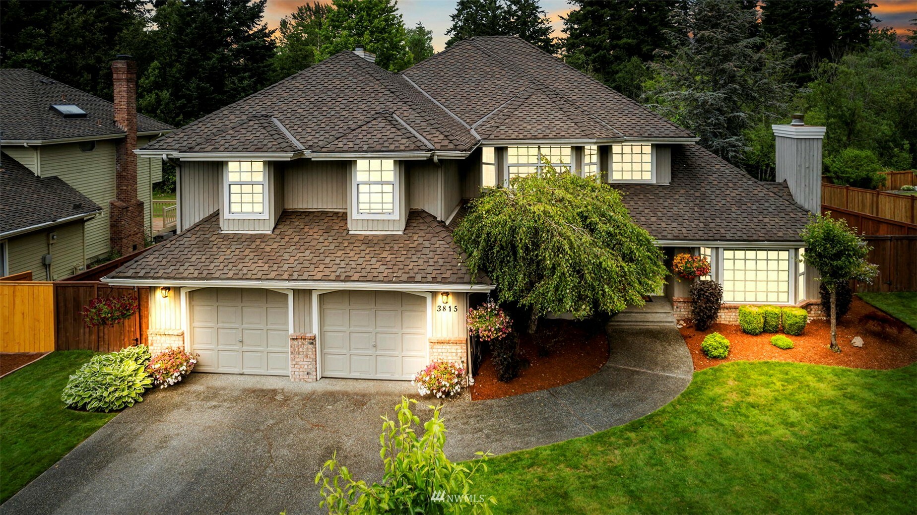 Property Photo:  3815 122nd Place SE  WA 98208 