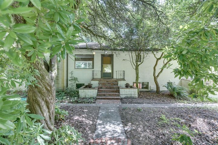 17124 Hillside Drive NE  Lake Forest Park WA 98155 photo