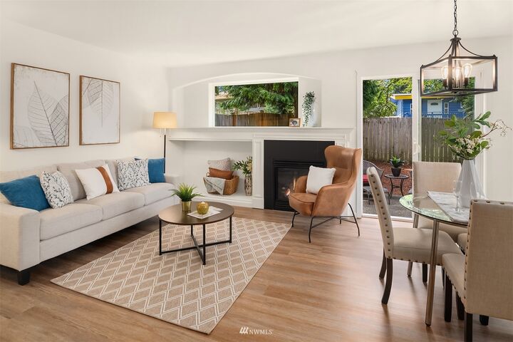 Property Photo:  2512 204th Place SW D2  WA 98036 