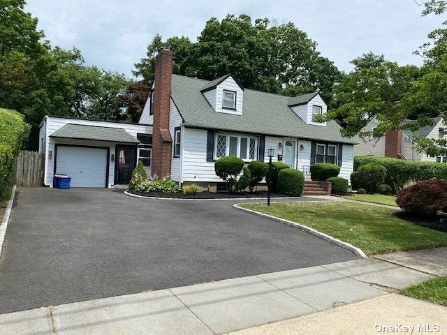 75 Locust Drive  Amityville NY 11701 photo