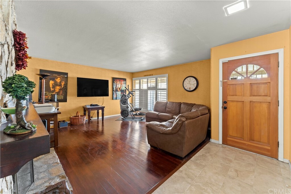 Property Photo: 15842 La Floresta Drive CA 91745