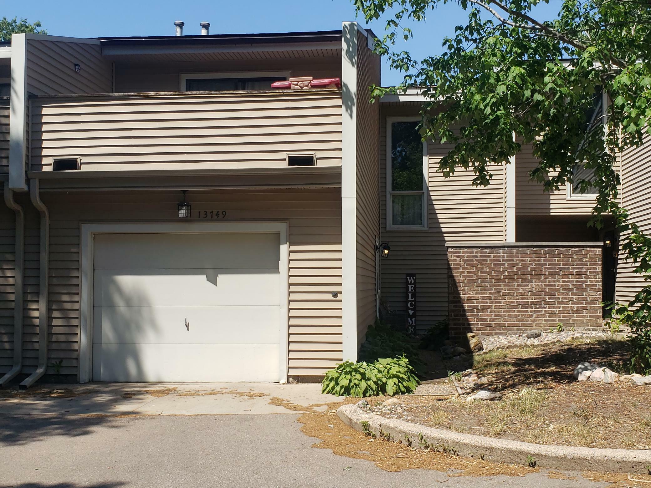 Property Photo: 13749 Heywood Court MN 55124