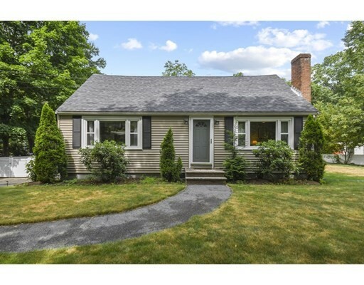Property Photo: 7 Mount Vernon Street MA 01864