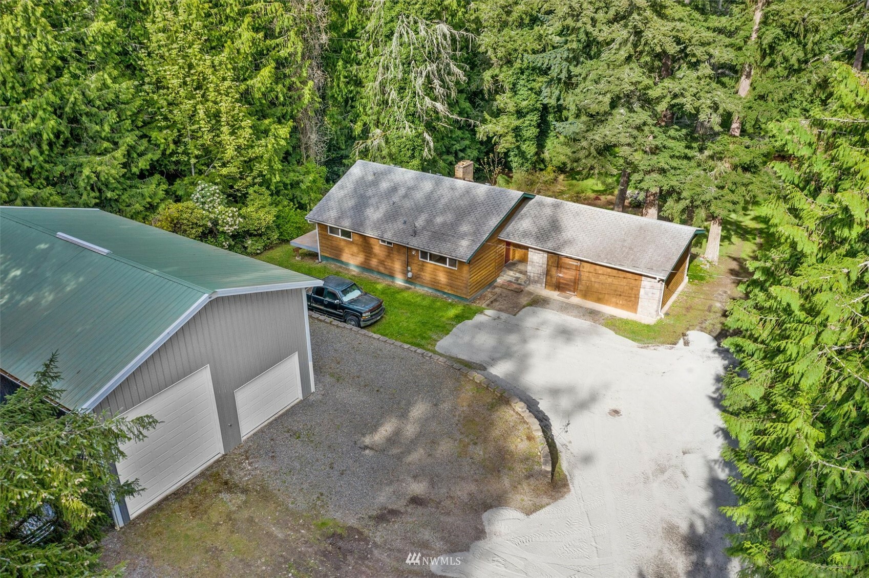 Property Photo:  4840 268th Avenue NE  WA 98053 