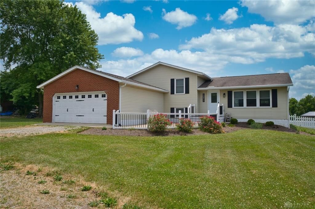 Property Photo: 10817 Wilmington Lebanon Road OH 45113