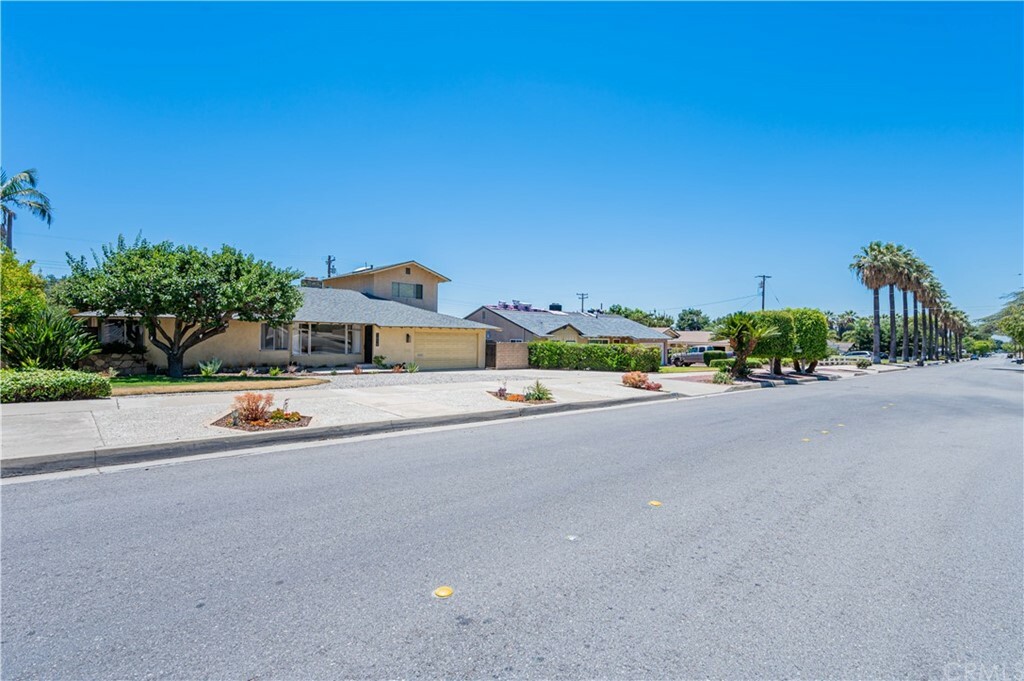 Property Photo: 1016 E Leadora Avenue CA 91741