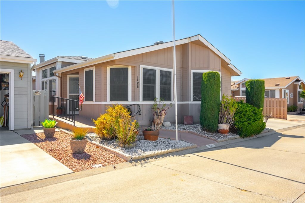 Property Photo:  27250 Murrieta Road 168  CA 92586 