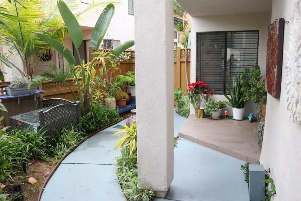 Property Photo: 6344 Caminito Del Cervato CA 92111