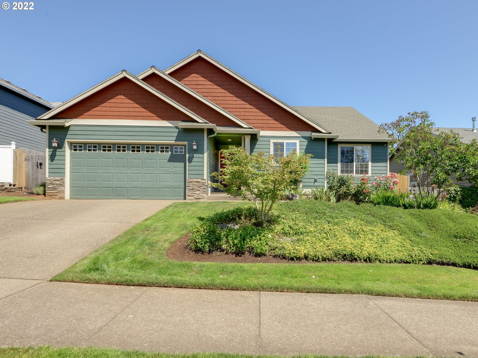 Property Photo:  2455 Reindeer Ave NW  OR 97304 