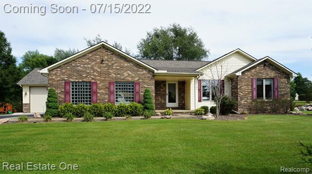 Property Photo:  4730 Bretton Lane  MI 48356 