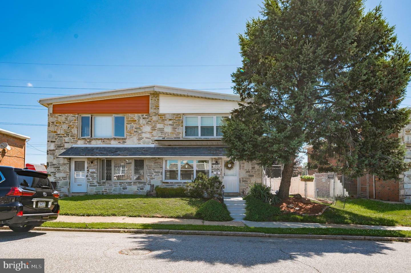 Property Photo: 1855 Beyer Avenue PA 19115