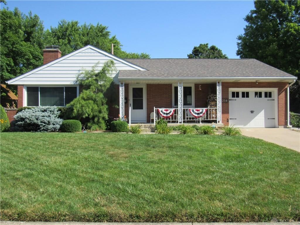 Property Photo: 214 Stillwater Street OH 45383