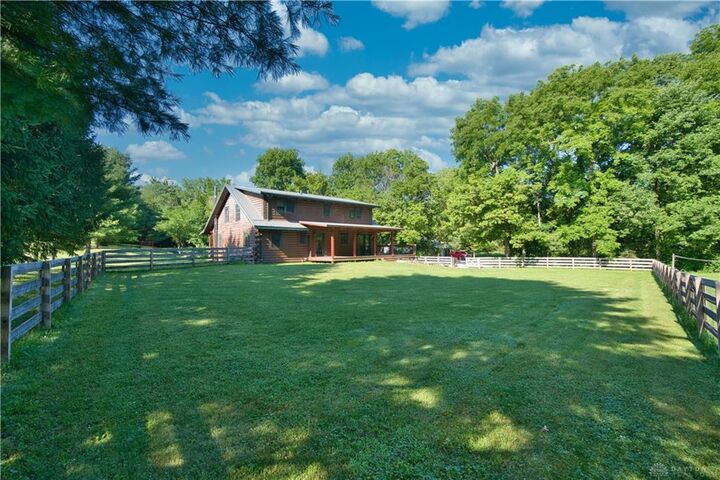105 Inwood Road  Wilmington OH 45177 photo