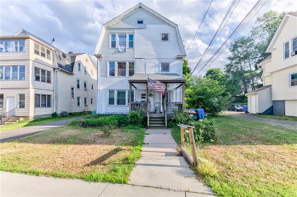 Property Photo:  191 Britannia Street  CT 06450 