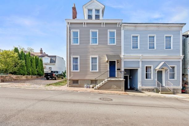 Property Photo:  1113 Goettman St  PA 15212
