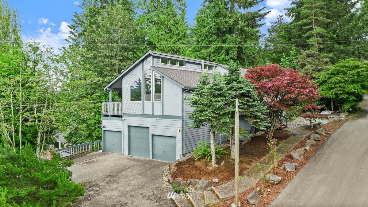 Property Photo:  17607 NE 29th Street  WA 98052 