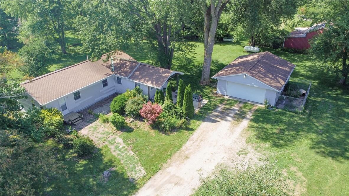 Property Photo:  1690 Cr 700 N.  IL 61928 